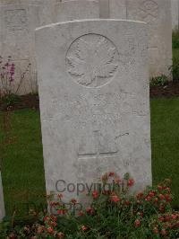 Etaples Military Cemetery - Murison, Wilfred Charles
